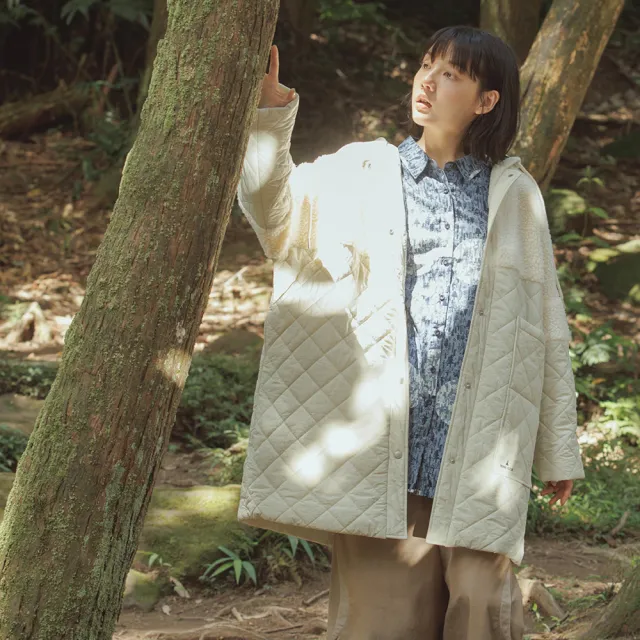【MOSS CLUB】連帽羔羊貼口袋菱格壓棉長袖外套(黑 米)
