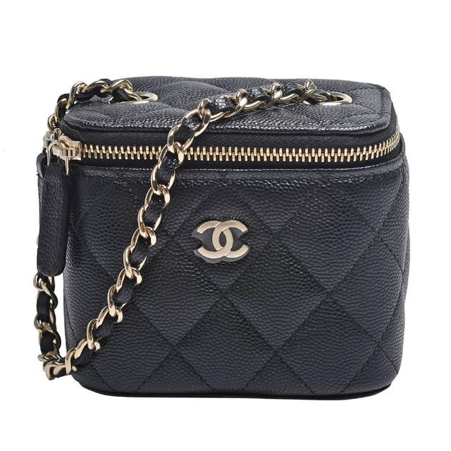 【CHANEL 香奈兒】經典雙C LOGO菱格粒紋牛皮金屬鍊帶斜背化妝包(迷你-黑色AP1340C-BLK-GP)