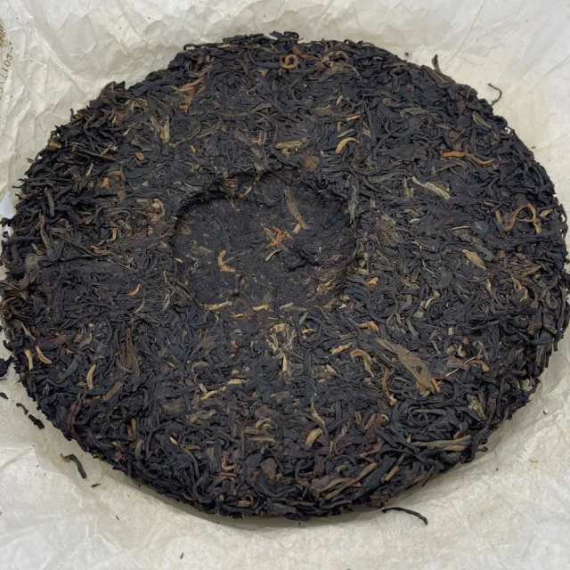 【盛嘉源】易武喬木老樹茶 2004年(普洱茶   生茶 357g)