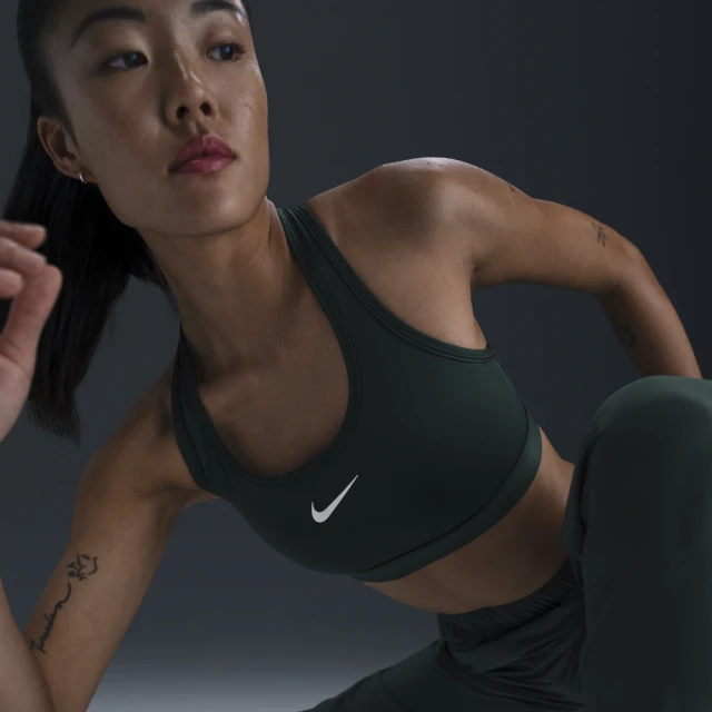 NIKE 耐吉 運動內衣 中度支撐 女款 AS W NK SWSH MED SPT BRA 綠色(DX6822338)