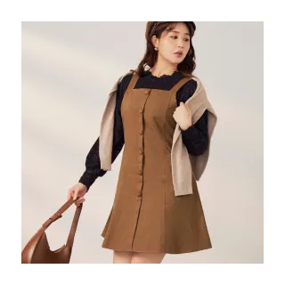 【OB 嚴選】雲朵自訂款純棉造型排釦收腰剪裁洋裝 《DA10224》