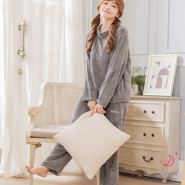 【Annita】交換禮物可愛女孩 珊瑚絨兩件式居家服女睡衣(1212交換禮物長袖睡衣女居家服兩件式睡衣保暖睡衣)