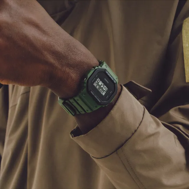 【CASIO 卡西歐】G-SHOCK 街頭時尚 方形電子腕錶 推薦 送禮 畢業禮物(DW-5610UU-3)
