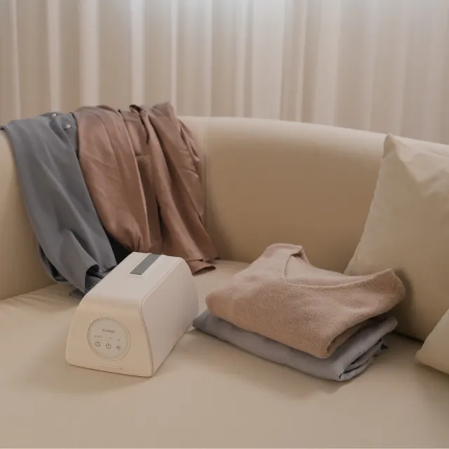 【Roommi】Suncase 輕巧UV烘衣機(烘衣機 暖衣 速乾 抑菌)