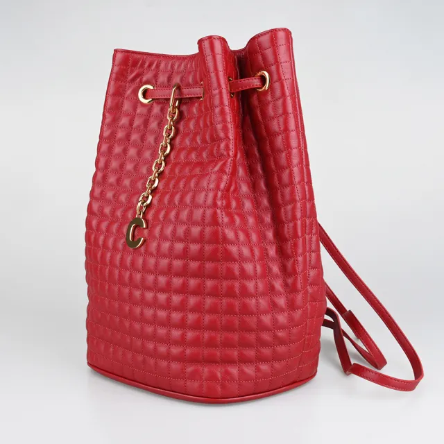 【CELINE】CELINE C Charms金屬吊飾格紋絎縫小牛皮束口單肩/後背包(紅)