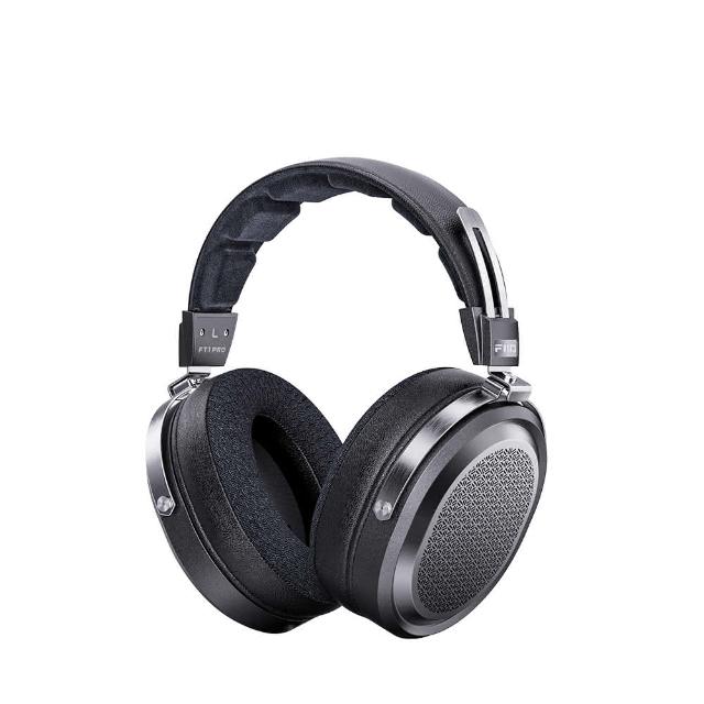 FiiO FT1 Pro FiiO FT1 Pro 為耳罩式有線耳機,具備 Hi-Fi 認證、Hi-Res 認證及其他音質認證,帶來專業級高解析音效。適用於 iOS 與 Android 裝置,1 年保固(線材及人為損壞恕不保固),主體設計舒適耐用,提供沉浸式聆聽享受。