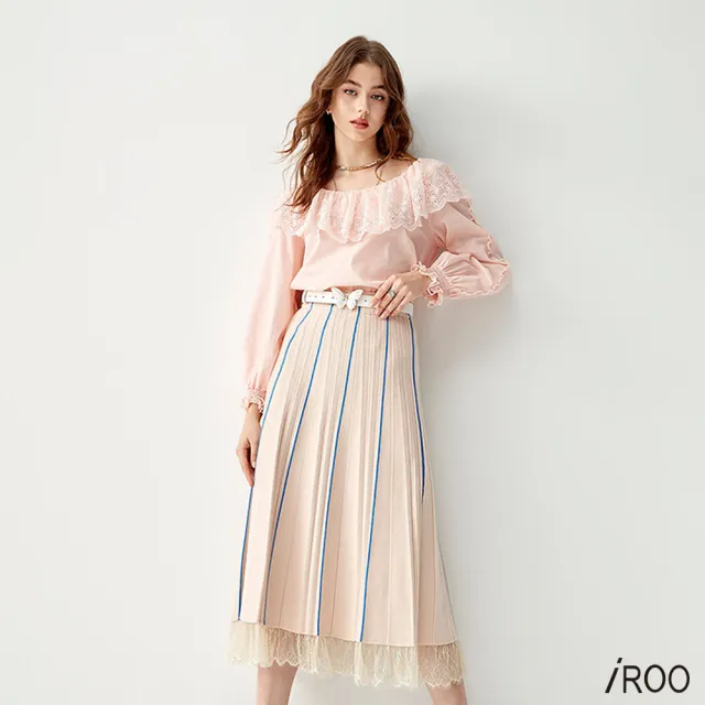 【iROO】花瓣蕾絲袖口單品上衣