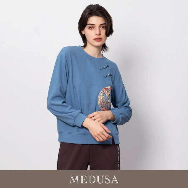 MEDUSA 曼度莎 現貨-水藍新中式圓形刺繡盤釦T恤（M-2L）｜女長袖T恤 女休閒上衣(501-11401)