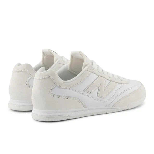 【NEW BALANCE】NB 休閒鞋 男鞋 女鞋 運動鞋 奶油 URC42CWD-D楦(4509)