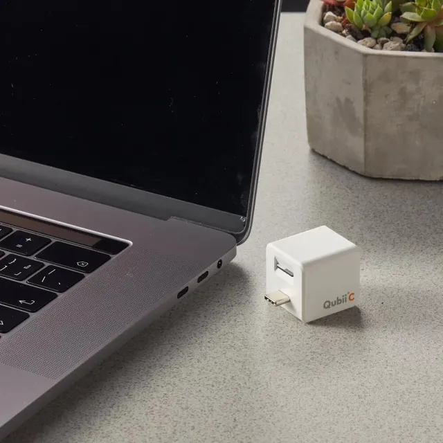 【Maktar】Qubii Duo USB-C 備份豆腐 白色(ios apple/Android 雙系統 手機備份)