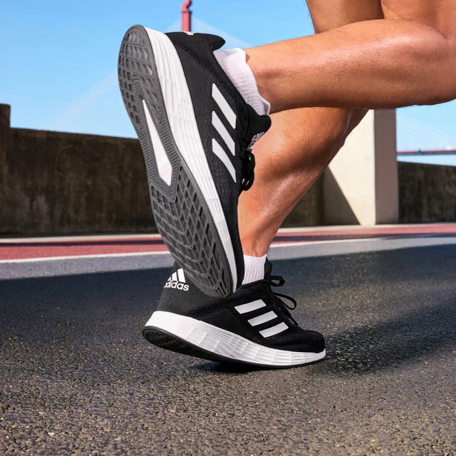 adidas 愛迪達 ESSENTIALS 連帽上衣 男 J