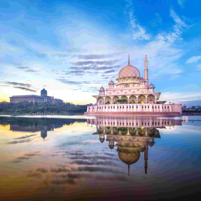 喜鴻假期 【精選奧捷斯匈10日】漁人堡、布拉格遊船、塞切尼鏈