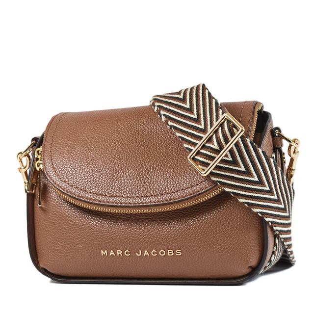 MARC JACOBS 馬克賈伯 寬背帶荔枝紋拉鍊暗層磁吸釦翻蓋斜背包-焦糖色