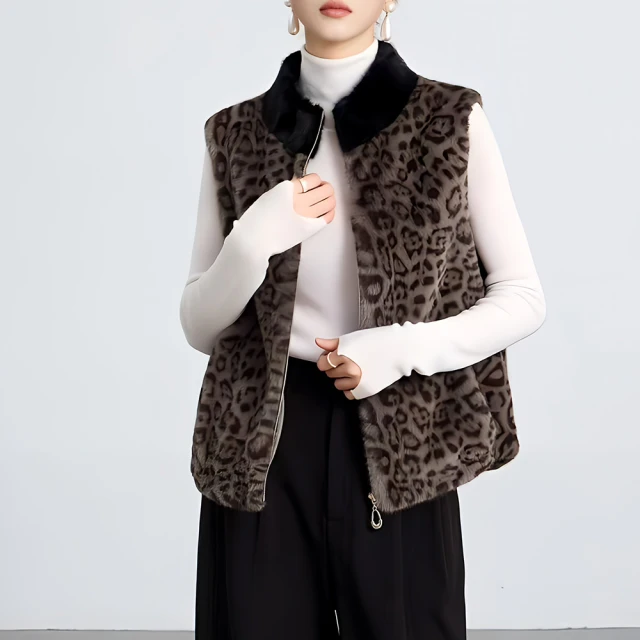 chai yan 采妍 連帽羊羔拉繩織標背心(秋冬新款上衣-