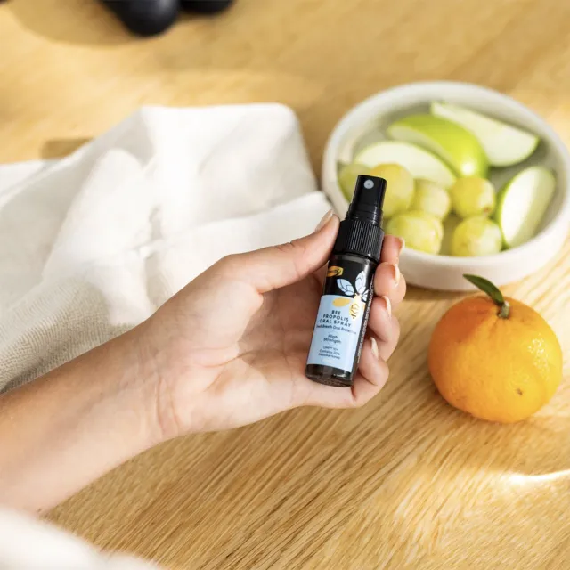 【紐西蘭Comvita】麥蘆卡蜂蜜UMF10+/蜂膠噴液(一般型2入組)