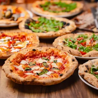 【Gino世界冠軍披薩】8吋披薩6片免運組 任選口味(純手工製作 pizza 會有些許誤差)