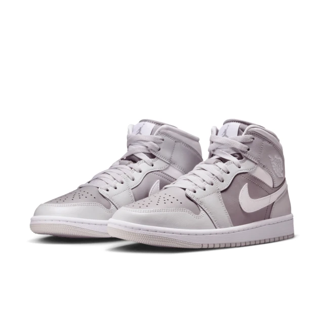 NIKE 耐吉 運動鞋 休閒鞋 女鞋 男鞋 WMNS AIR JORDAN 1 MID 灰粉 銀 中筒 AJ1 喬丹(BQ6472008)