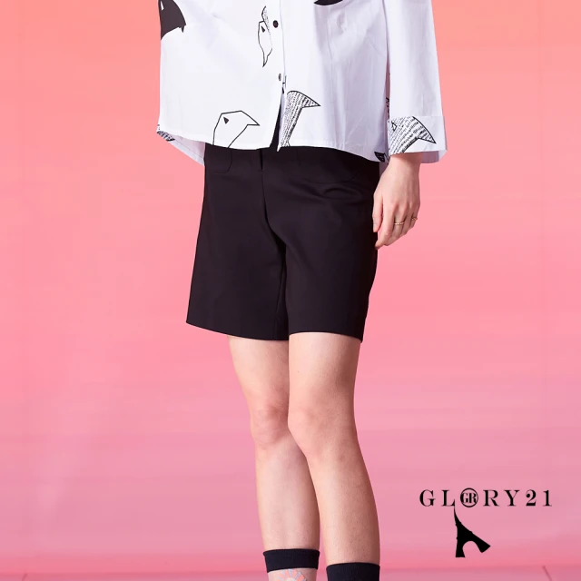 IGD 英格麗 實體同步款-滿版IGD字母印花運動短褲(白色