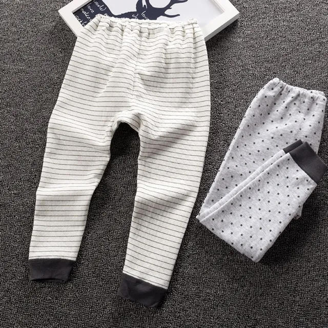 【橘魔法】（2件一組）灰星星條紋 菱格空氣棉居家服 套裝(長褲 褲子 睡衣 內衣 內搭衣 男童 兒童 童裝)