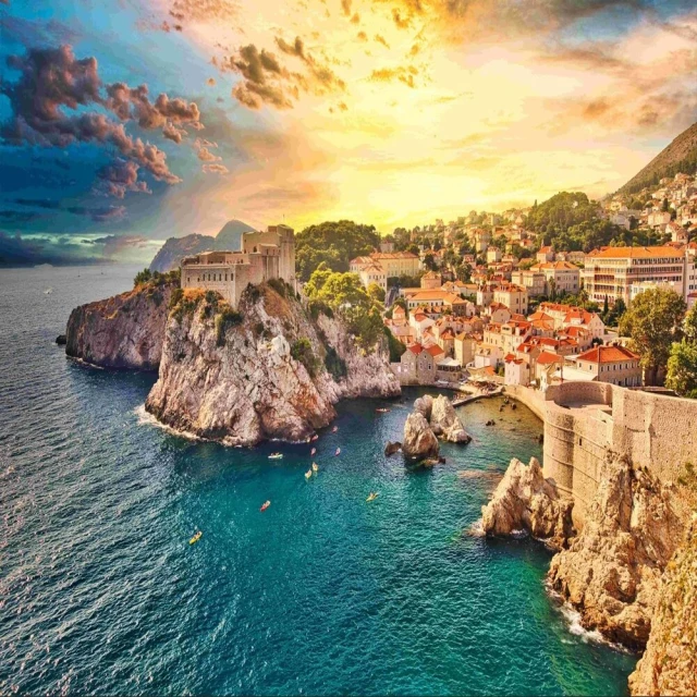 吉航旅遊 精緻假期~大阪立山黑部動感雪牆.白川鄉合掌村.上高