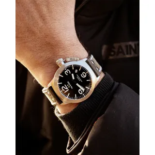 【TW Steel】CANTEEN 全鋼深灰面大三針