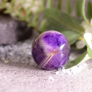 【SmileRocks 石麥】石麥水晶原礦  夢幻紫水晶球  No.050300217(SmilePad 4.5X4.5底板)