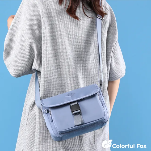 【Colorful Fox】日系防潑水尼龍簡約外出肩背包 側肩包 零錢包(防水包 黑／天藍／深藍／紫