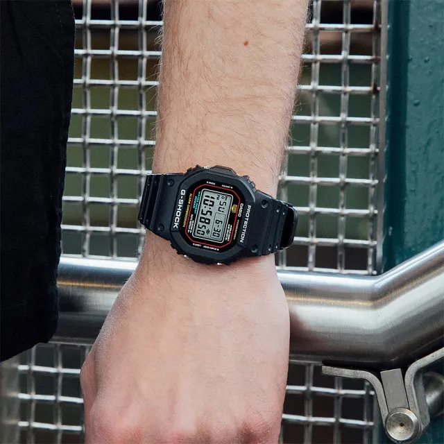【CASIO 卡西歐】G-SHOCK 經典配色方形電子錶 學生錶 送禮 禮物 推薦(DW-5600RL-1)