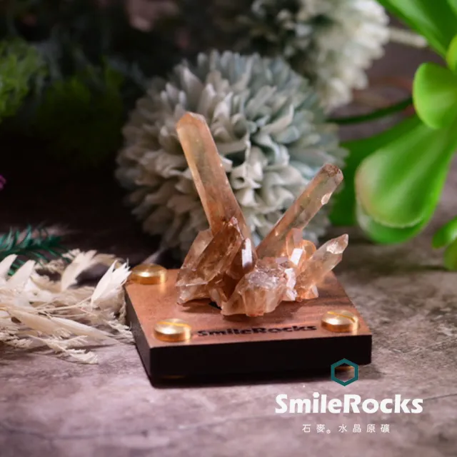 【SmileRocks 石麥】石麥水晶原礦  黃水晶簇 No.623680322(SmilePad 6X6底板)