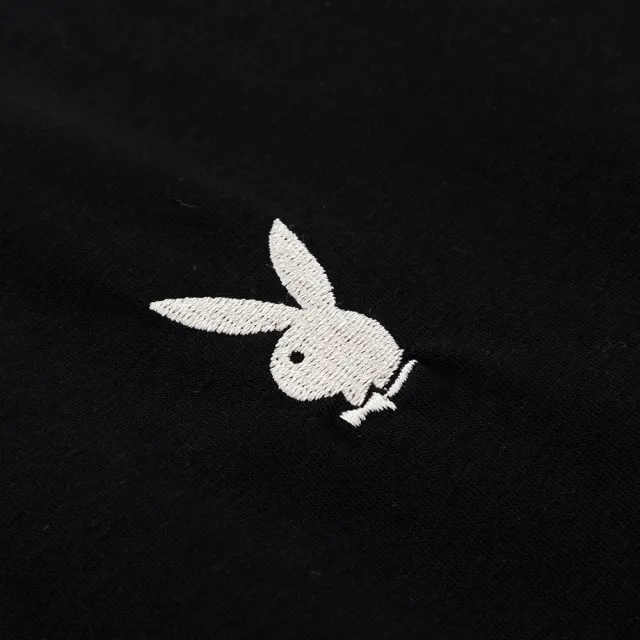 【PLAYBOY】簡約短版刺繡T-SHIRT(黑色)