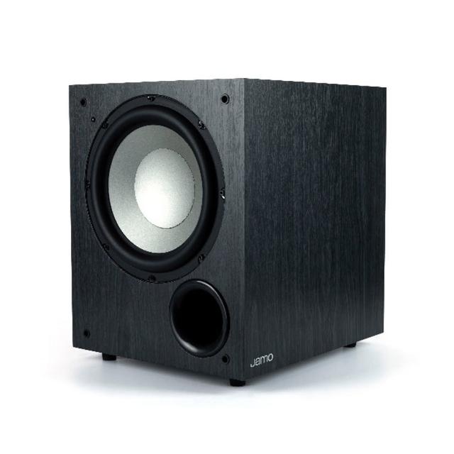 JAMO C910 是專業重低音喇叭，具備 Hi-Res 高解析音質認證，提供強勁低頻表現，適合各種音響系統擴充，提升沉浸式聽覺享受。適用於多種場景，配備其他先進功能，享 1 年保固安心使用。