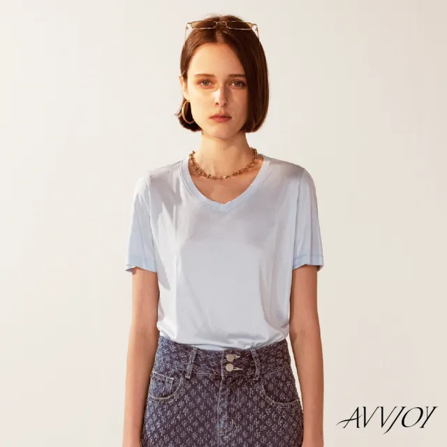 【AVVJOY 艾薇卓爾】百搭彈性柔滑V領短袖上衣(上衣 短袖 大學t 短袖上衣 短袖t恤 寬鬆上衣 CL2317032)