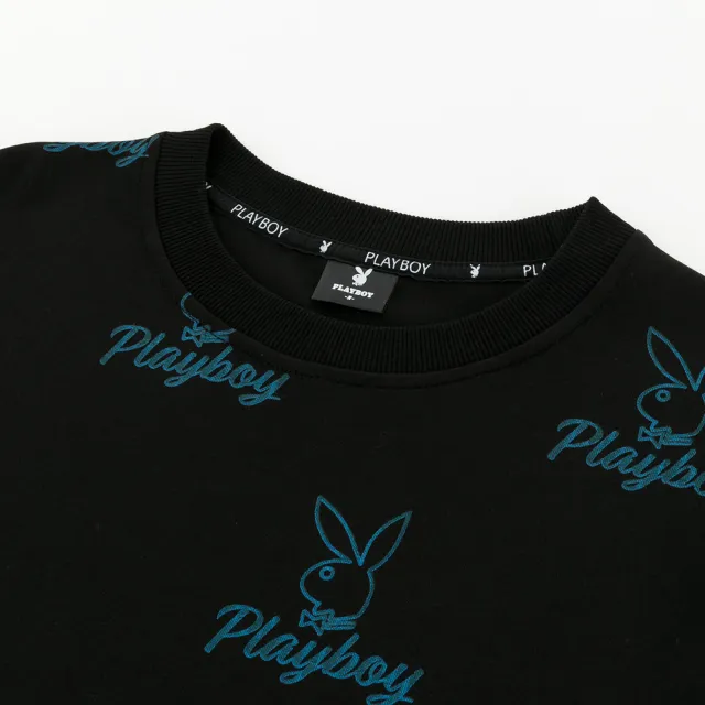 【PLAYBOY】漸變字母滿版印花TEE(黑色)