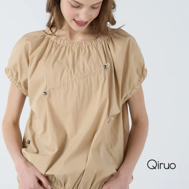 【Qiruo 奇若名品】上等棉圓領小泡泡袖下擺收縮邊彈性抓皺卡色短袖上衣70