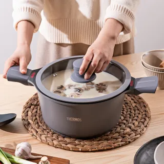 【THERMOS膳魔師】momo獨家專售星曜陶瓷不沾鍋雙耳附蓋壓鑄湯鍋24cm(TFC-W24-MTGY)