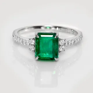 【似曾國際珠寶】現貨新款 IGI 14K 白金 2.26克拉 Emerald Cut 贊比亞祖母綠戒指(天然贊比亞祖母綠)