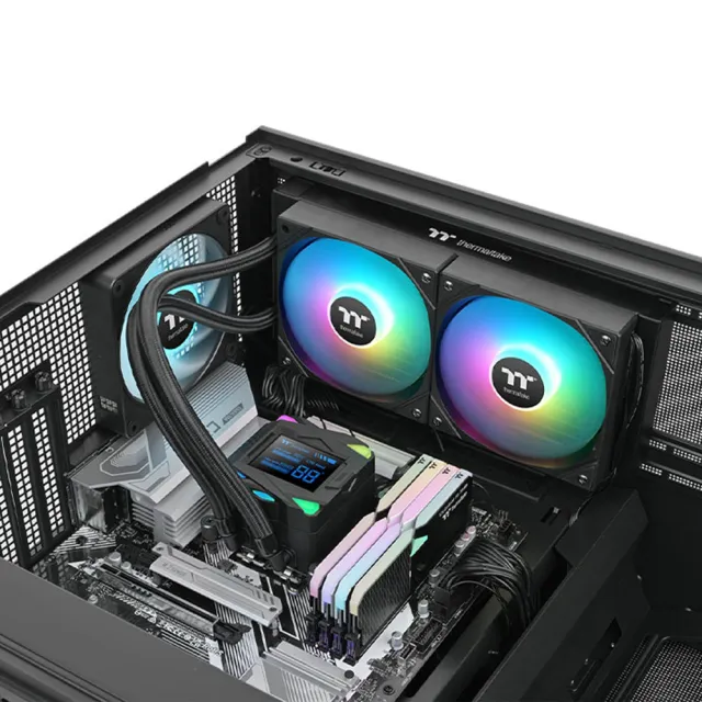 【Thermaltake 曜越】LA240-S ARGB Sync一體式水冷散熱器 2500RPM 段碼液晶顯示器(CL-W461-PL12SW-A)