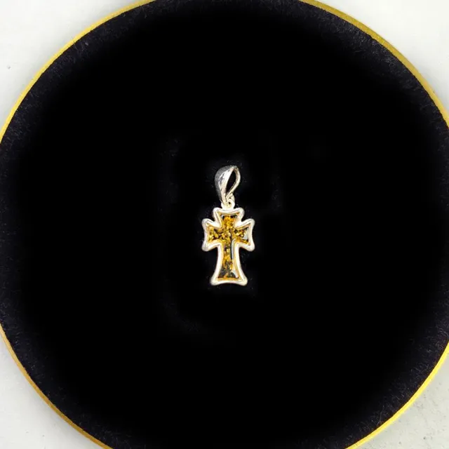 【波蘭製造】925純銀十字綠珀吊墜(一入)