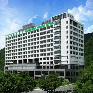 【礁溪長榮鳳凰酒店】新券！高級洋式客房2人一泊二食/日式家庭房3人一泊一食(房內獨立泡湯)TKG