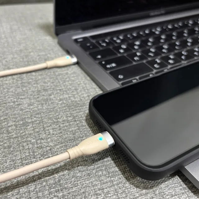 【LaPO】USB-C 液態矽膠微光快充傳輸線(PD/QC 100W 150cm)