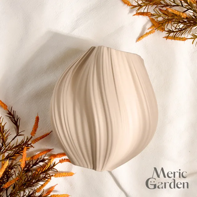 【Meric Garden】法式洛可可暮光曲則陶瓷花瓶/裝飾花瓶/桌面擺飾(花藝花器 插花裝飾品 造型花瓶)