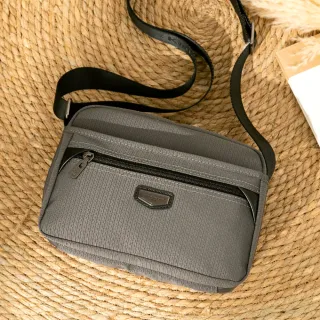 【Kinloch Anderson 金安德森】Ternence 小款拉鍊側背包(鐵灰)