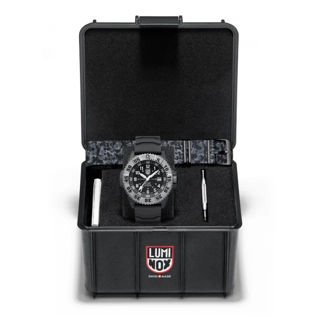 【LUMINOX 雷明時】MIL-SPEC 美國軍規腕錶瑞士錶雙錶帶禮盒組3351SET