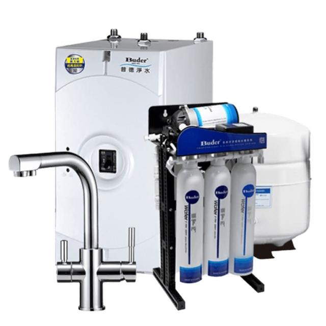 Buder普德 BD-3004BF-RO 櫥下型淨水器，採用RO逆滲透淨水方式，提供純淨冷熱飲水解決方案。適用濾芯包括RO-1101、RO-1201、RO-1301、CP-B450及小T-33，容量3~4公升，規格為廚下型冷熱飲水機。臺灣產地，公司貨，BSMI許可字號R51269，享2年保固，確保家庭用水安全與便利。