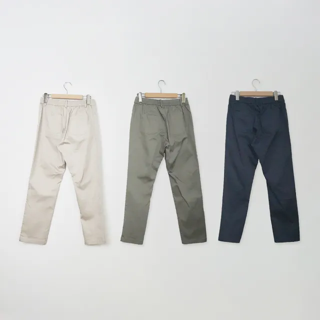 【CUMAR】口袋排釦修身彈性窄管褲(卡 咖/魅力商品)