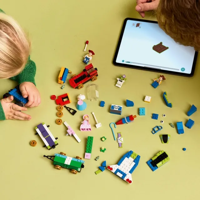 【LEGO 樂高】迪士尼系列 43264 玩具總動員慶典列車和遙控糾察隊(迪士尼皮克斯 擺設 玩具模型)