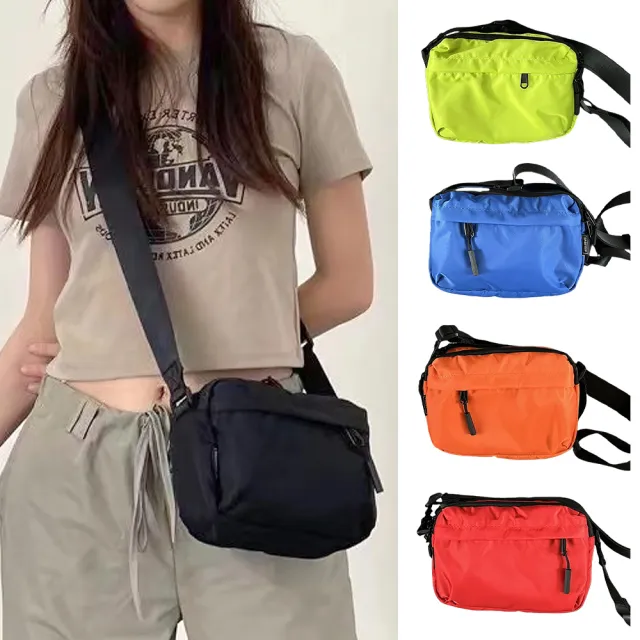 【LEESA】雙11 尼龍包包\女生包包\月半包\側背包女\休閒包\寬肩帶\斜背包\防水包包\尼龍斜背包\