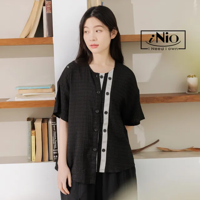【iNio 衣著美學】短袖上衣 現貨 立體泡泡布 拼接 圓領 寬鬆版 短袖棉T(CEW1052)