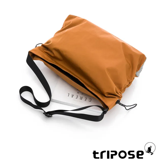 【tripose】MOVE微皺尼龍輕量抽繩斜背包-大(多色)