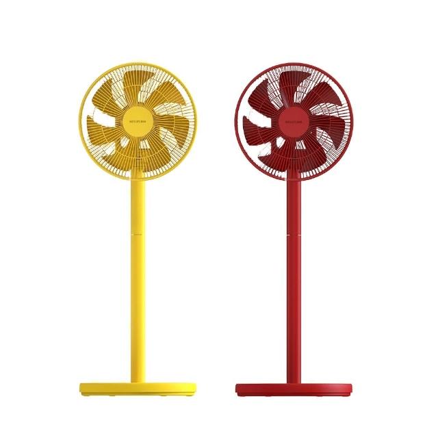 KOIZUMI小泉成器 KLF-G280 充電式風扇，採用8段風速與7葉片設計，提供強勁舒適風力。全電壓充電式，尺寸可調8.1~12吋，續航長達8小時以上。配件齊全，包括螺絲刀、無線充電線、遙控器及說明書。正常使用下全機保固1年、馬達2年保固。適合居家、辦公或戶外使用，輕鬆享受清涼舒適。